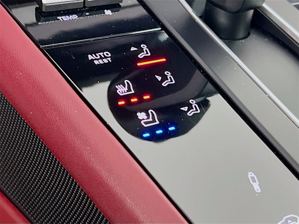 Used 2022 Porsche Macan GTS image 22