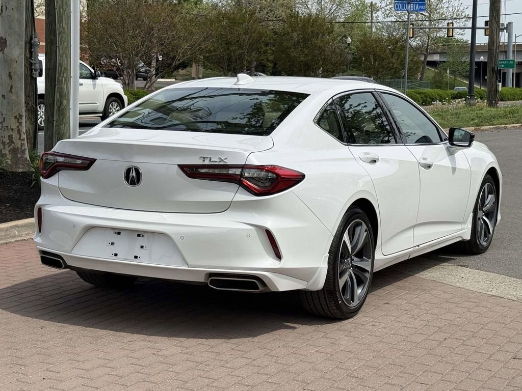 Used 2025 Acura TLX w/ Technology Package image 6