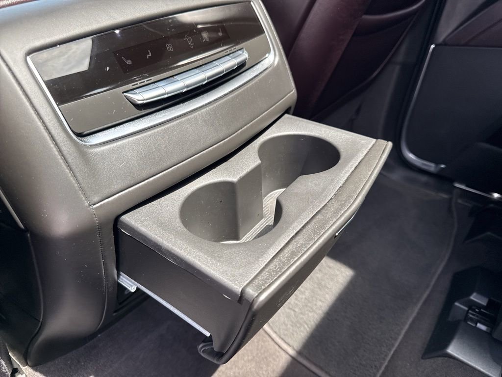 Used 2023 Cadillac Escalade ESV V AWD/4WD image 48