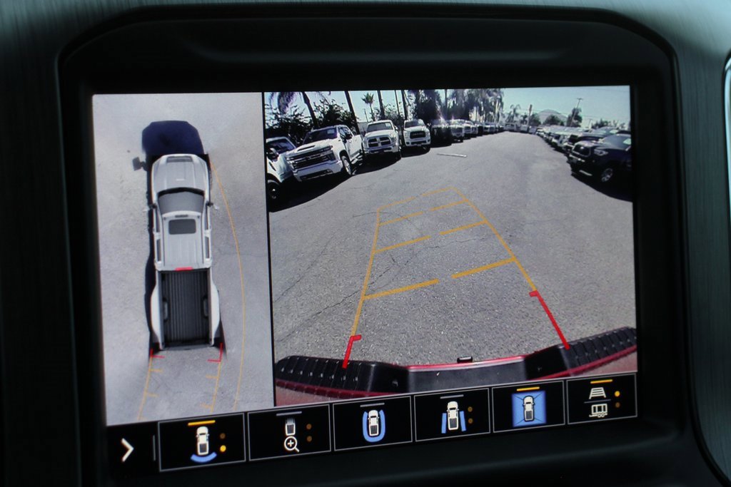 Used 2023 GMC Sierra 3500 Denali w/ Denali Ultimate Package image 32