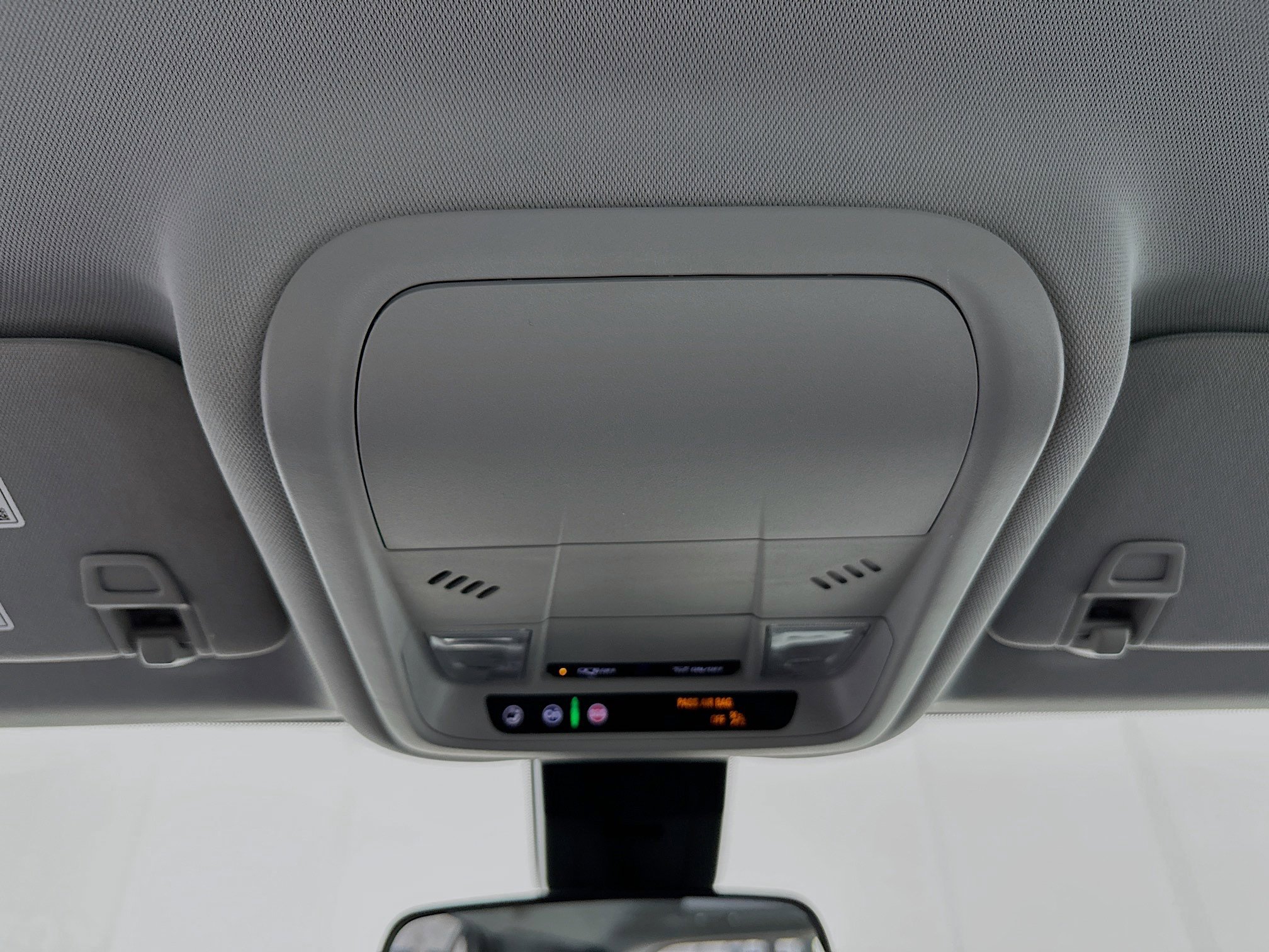 Used 2020 Chevrolet Equinox LS image 18