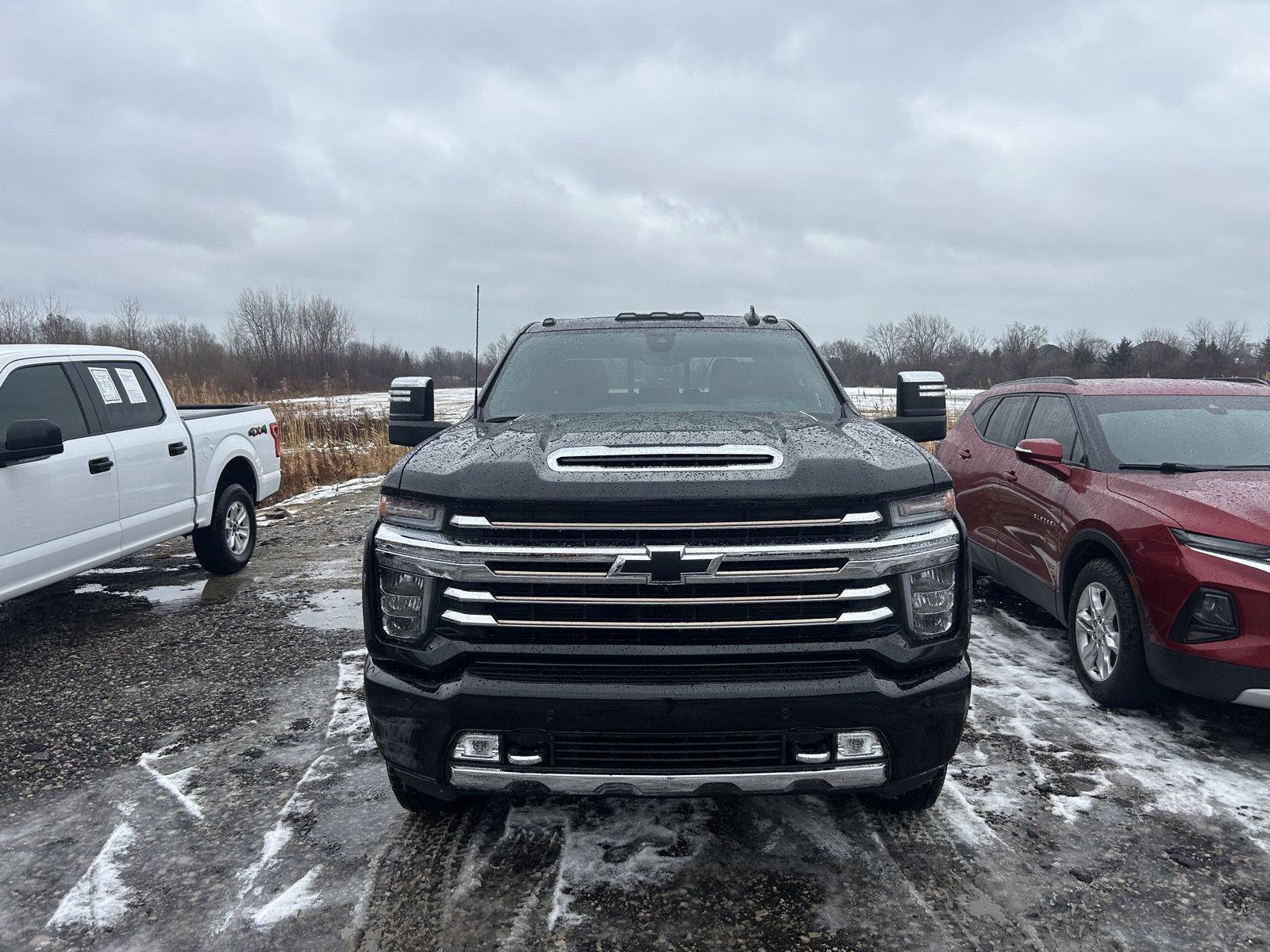 Used 2020 Chevrolet Silverado 2500 High Country w/ Z71 Off-Road Package image 2