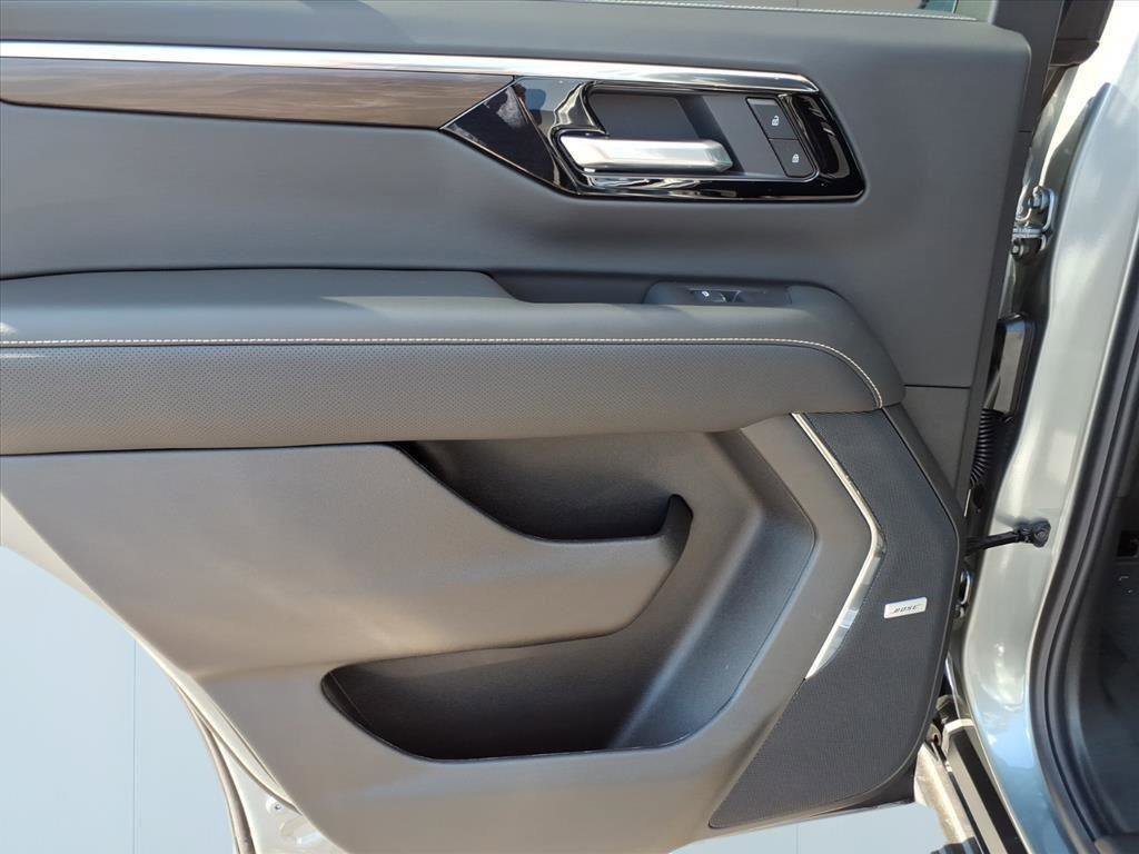 New 2026 Chevrolet Tahoe Premier image 9