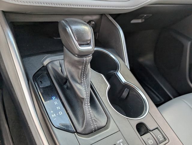 Used 2022 Toyota Highlander XLE image 30