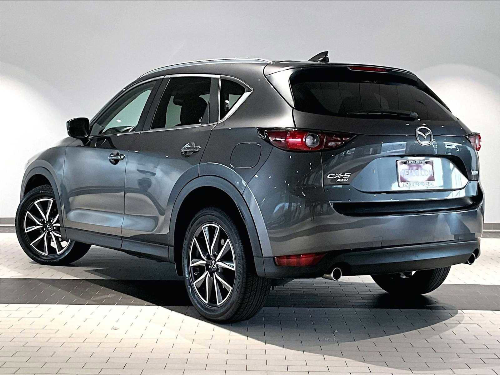 Used 2018 MAZDA CX-5 Touring w/ Preferred Equipment Package image 3
