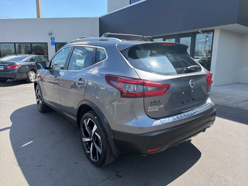 Used 2022 Nissan Rogue Sport SL AWD/4WD image 10