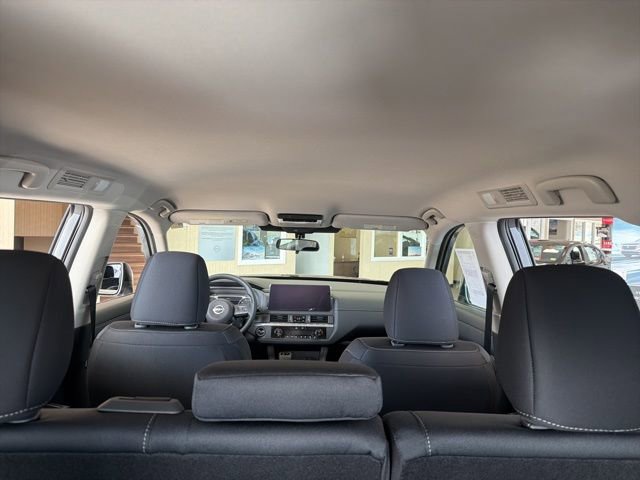 New 2026 Nissan Pathfinder S image 15