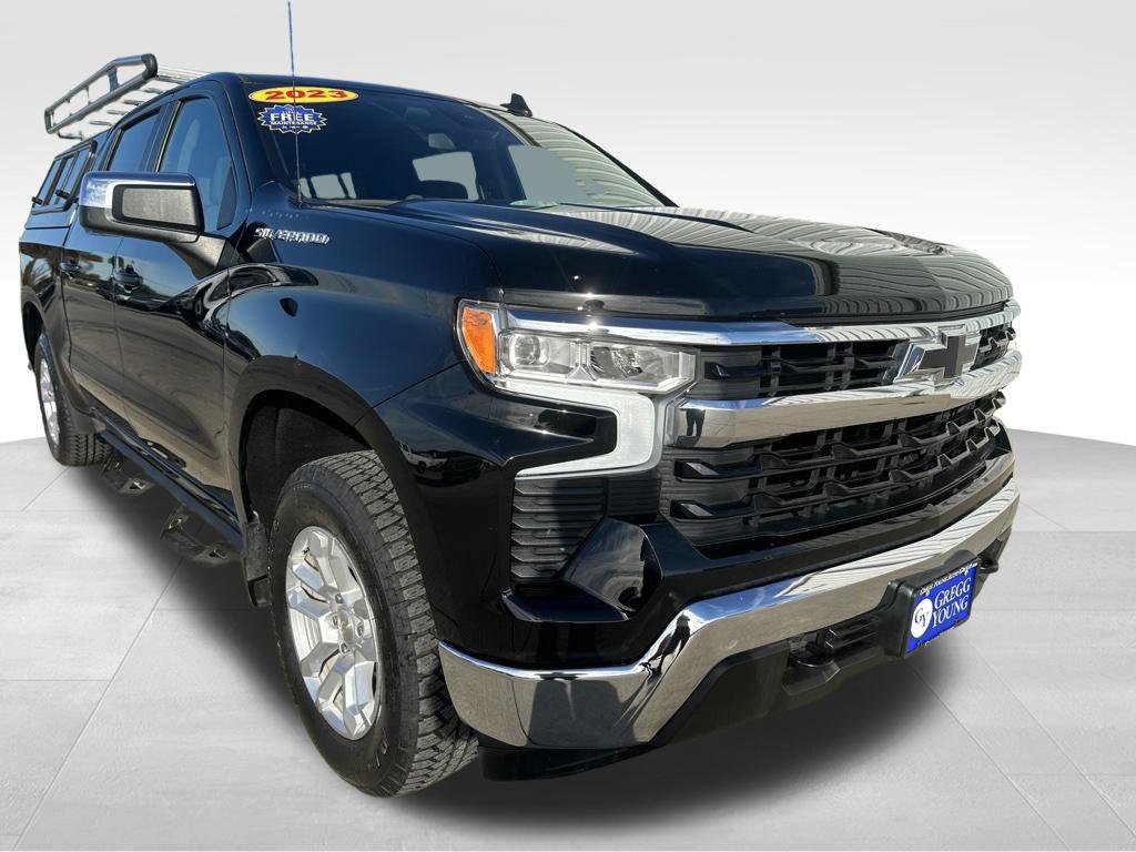 Used 2023 Chevrolet Silverado 1500 LT AWD/4WD image 10