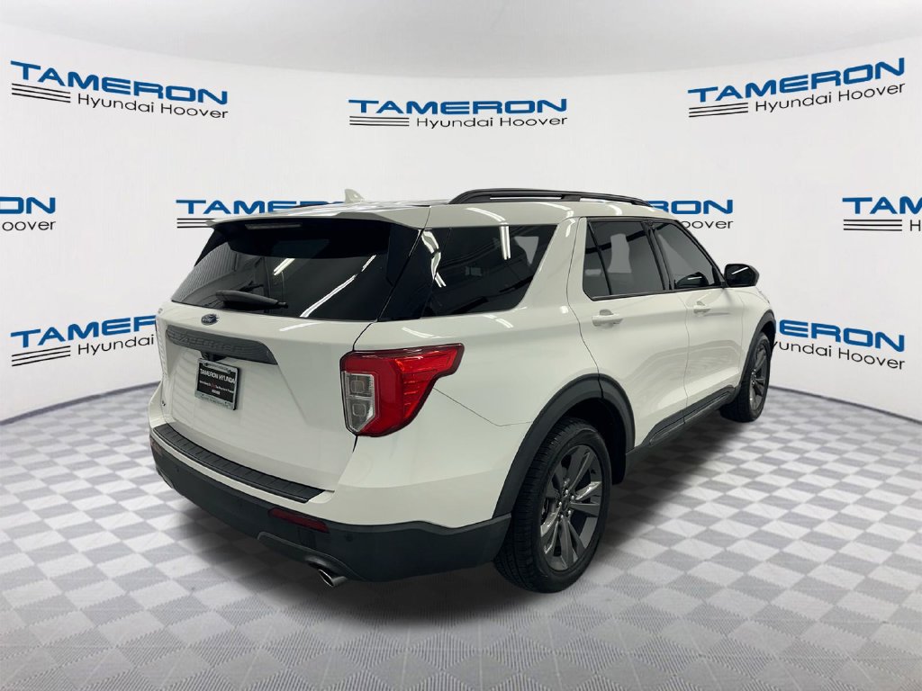 Used 2021 Ford Explorer XLT w/ Equipment Group 202A RWD image 5
