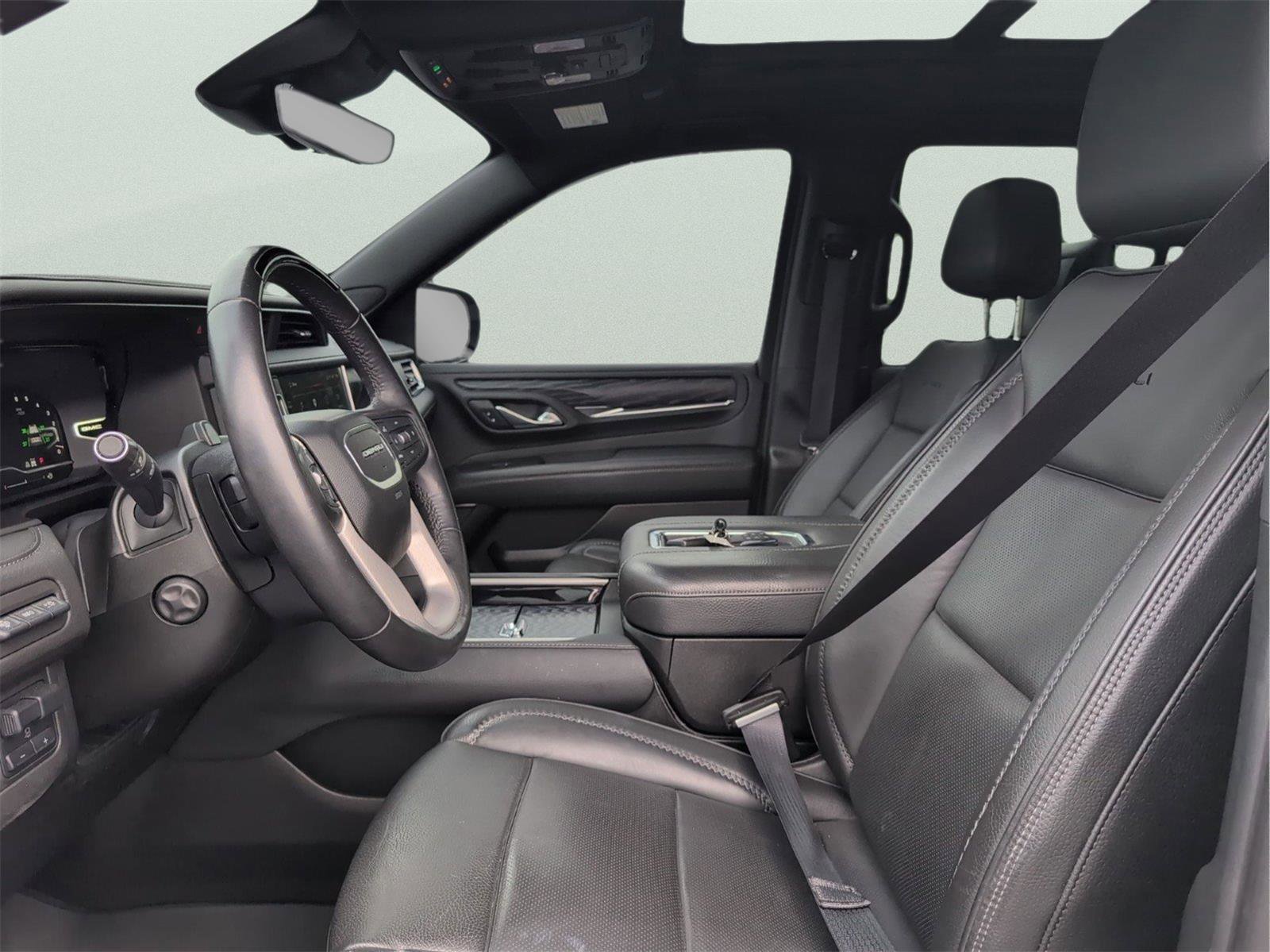 Used 2023 GMC Yukon Denali w/ Denali Reserve Package AWD/4WD image 13