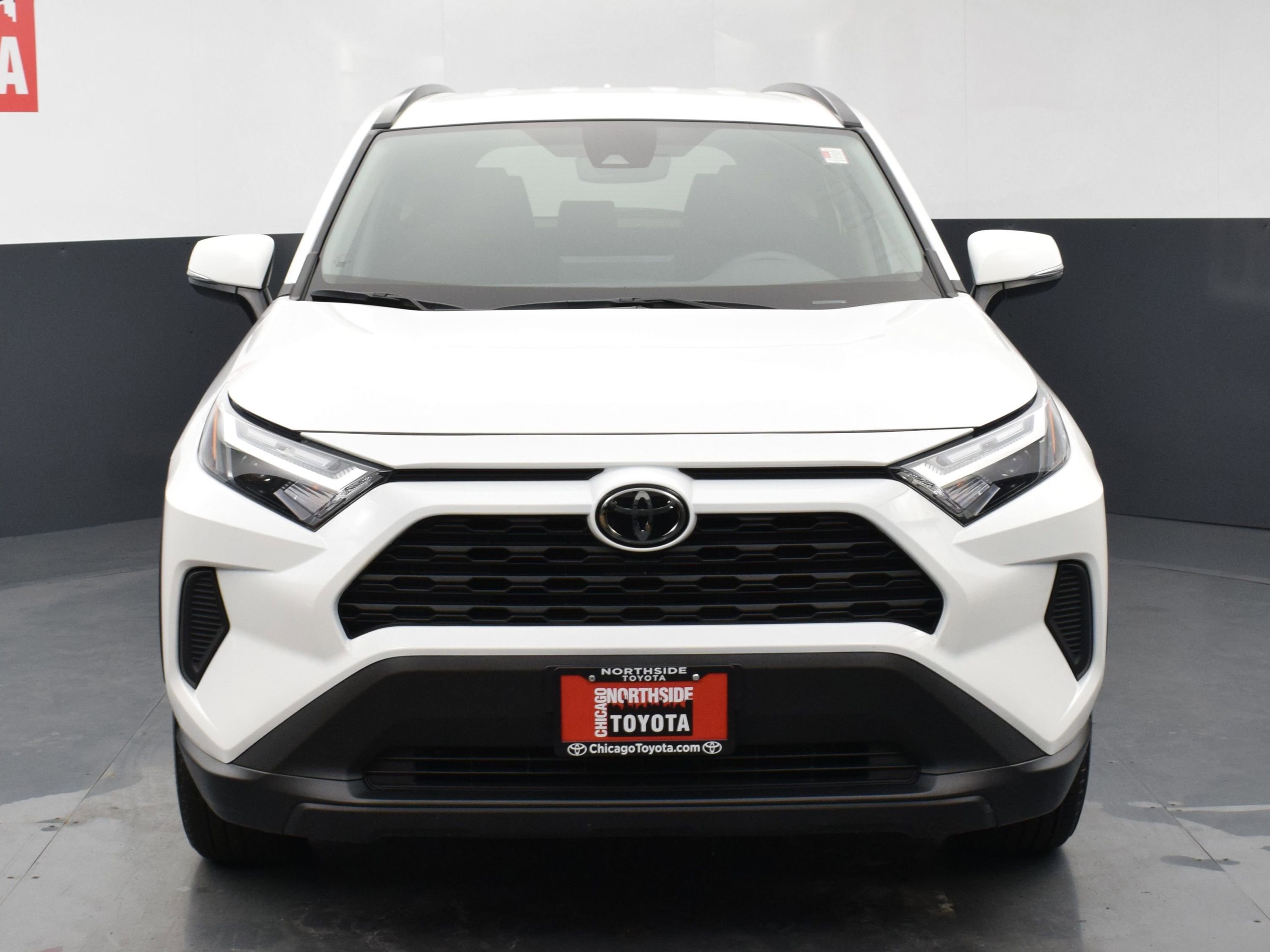 Used 2024 Toyota RAV4 XLE FWD image 7