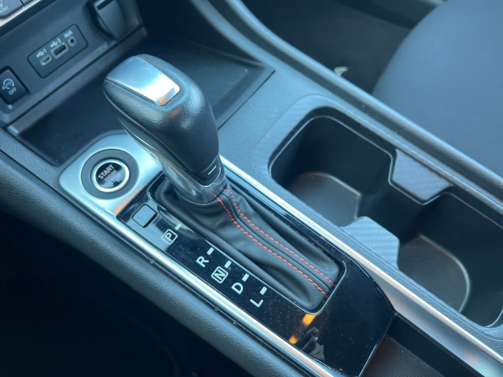 Certified 2025 Nissan Sentra SR image 24