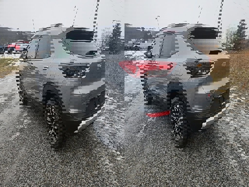 New 2026 Chevrolet TrailBlazer LT w/ Convenience Package image 3