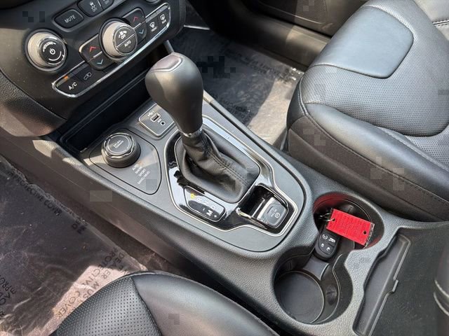 Used 2023 Jeep Cherokee Altitude Lux w/ Lux Elite Package AWD/4WD image 29