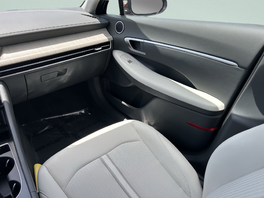 New 2026 Hyundai Sonata Blue FWD image 18