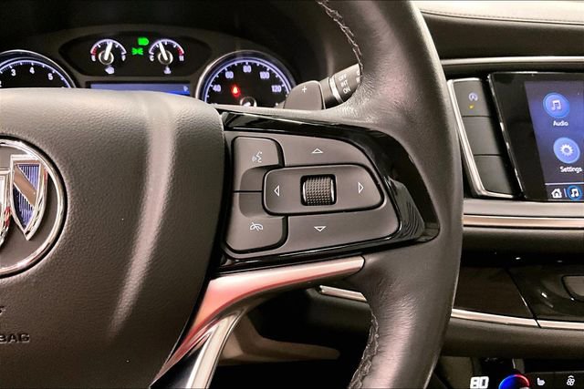 Used 2023 Buick Enclave Essence image 24