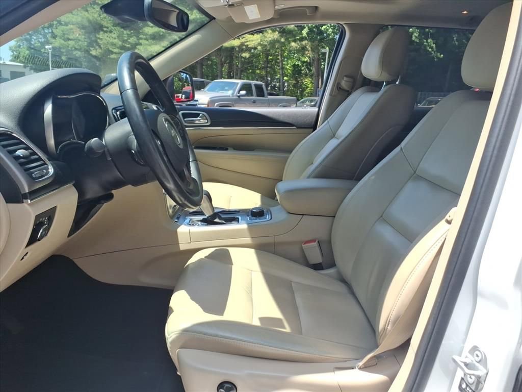 Used 2021 Jeep Grand Cherokee Limited AWD/4WD image 18