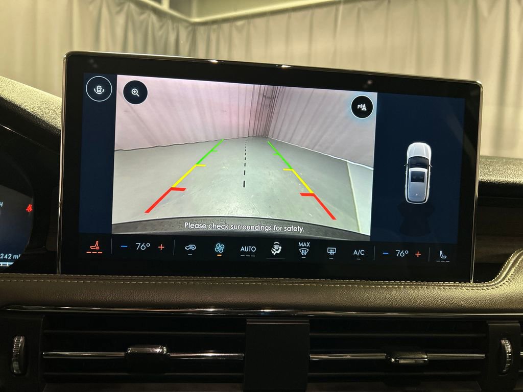 Used 2023 Lincoln Corsair Reserve image 18