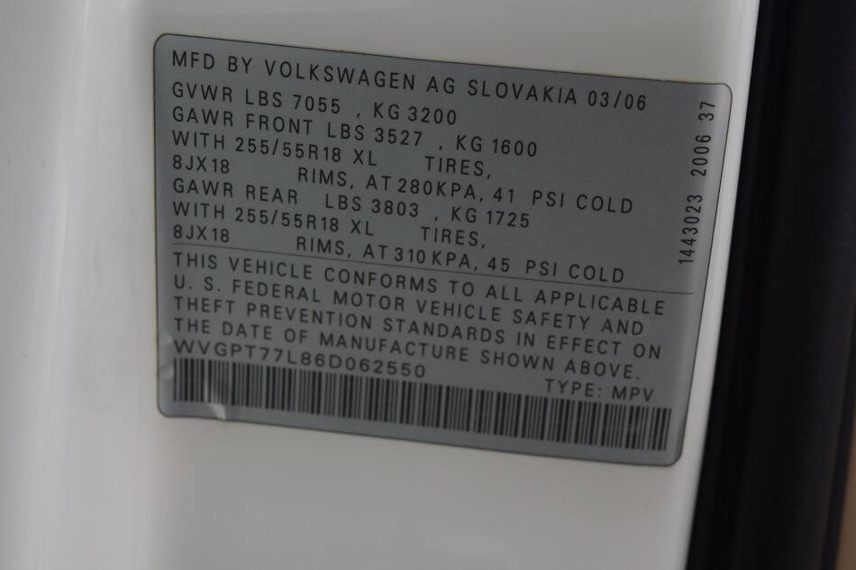 Used 2006 Volkswagen Touareg V10 TDI AWD/4WD image 80