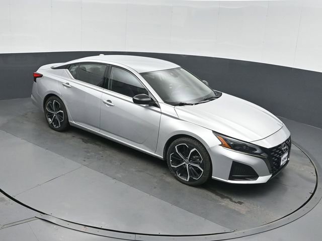 Used 2023 Nissan Altima 2.5 SR image 28
