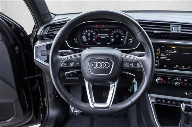 Used 2025 Audi Q3 2.0T Premium AWD/4WD image 13