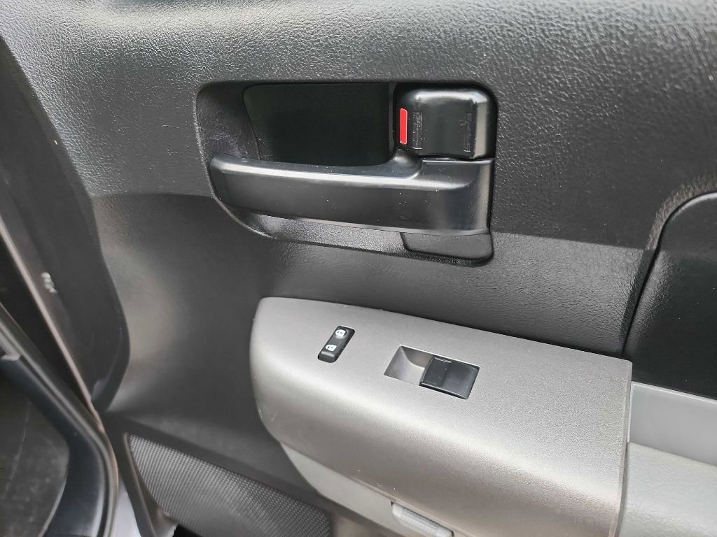 Used 2013 Toyota Tundra 2WD CrewMax w/ Tow Pkg image 36