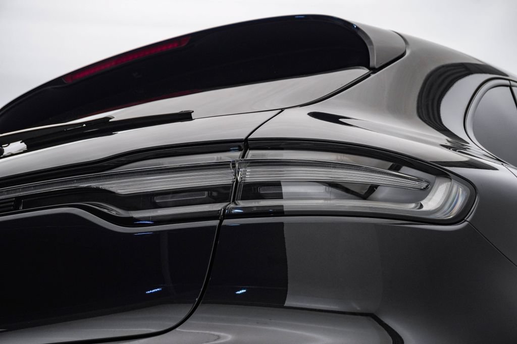 Certified 2020 Porsche Macan GTS AWD/4WD image 12