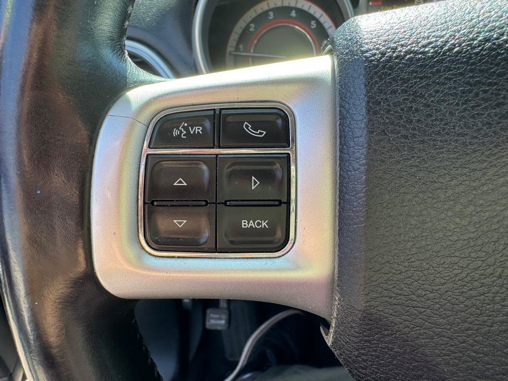 Used 2018 Dodge Journey SXT w/ Premium Group image 16