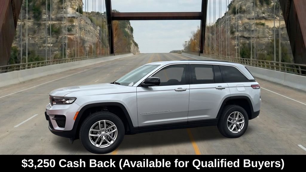 New 2025 Jeep Grand Cherokee Laredo X w/ Luxury Tech Group I RWD image 4