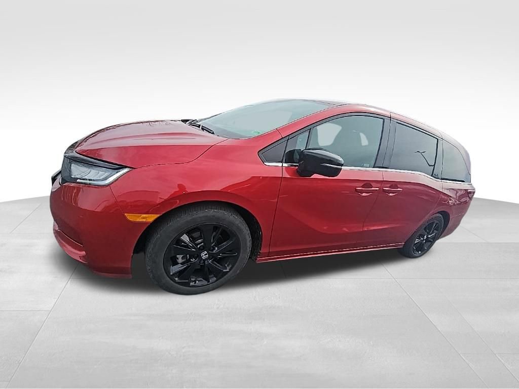 Used 2024 Honda Odyssey Sport image 2