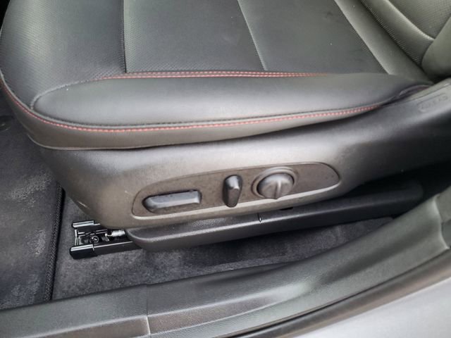 Used 2025 Chevrolet Trax RS w/ Driver Confidence Package image 18