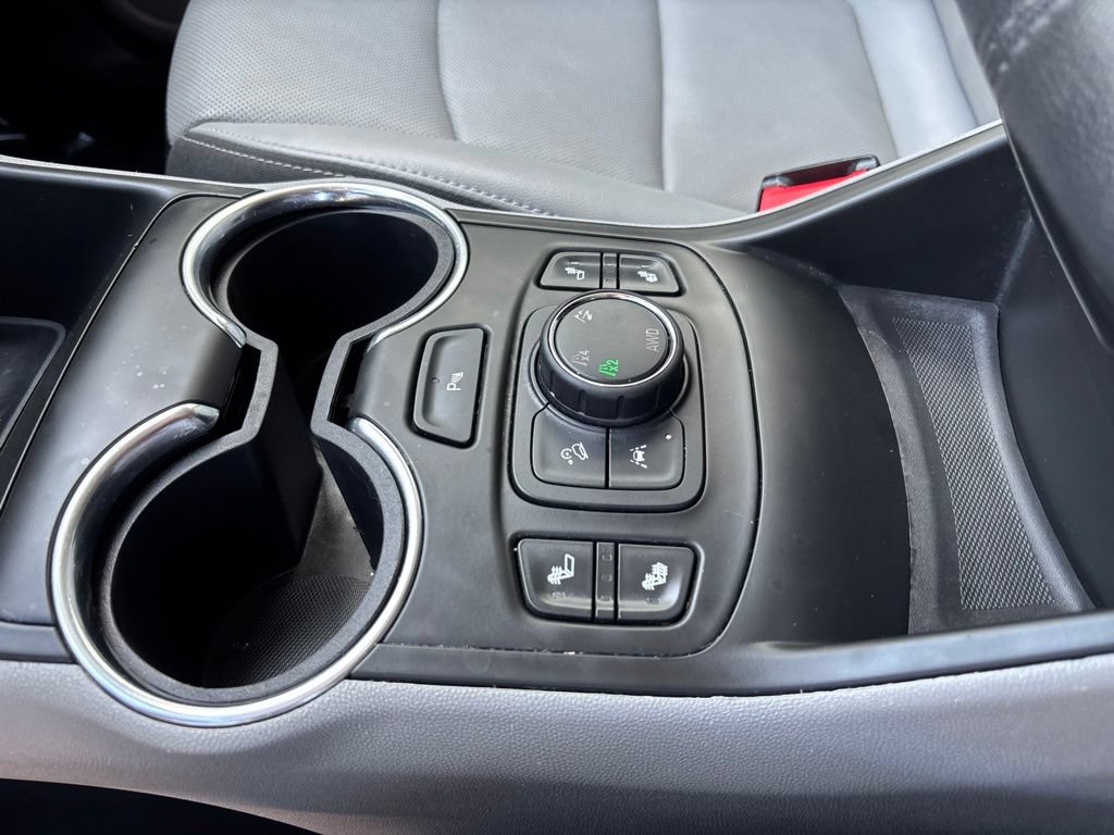 Used 2023 GMC Terrain SLT w/ Tech Package AWD/4WD image 23