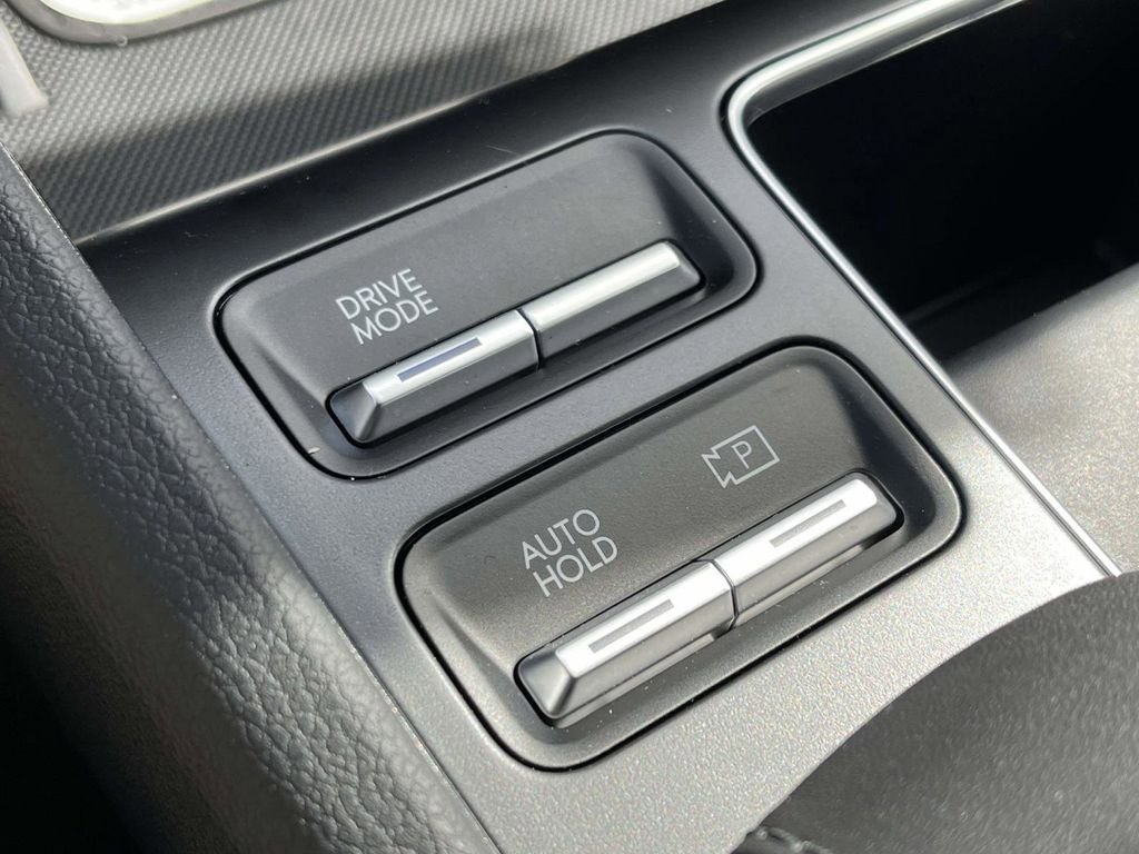 New 2026 Hyundai Sonata SEL FWD image 24