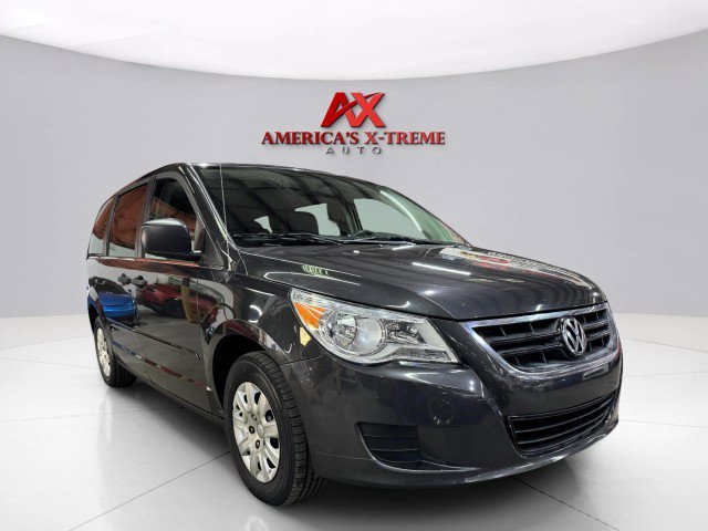 Used 2012 Volkswagen Routan S image 8