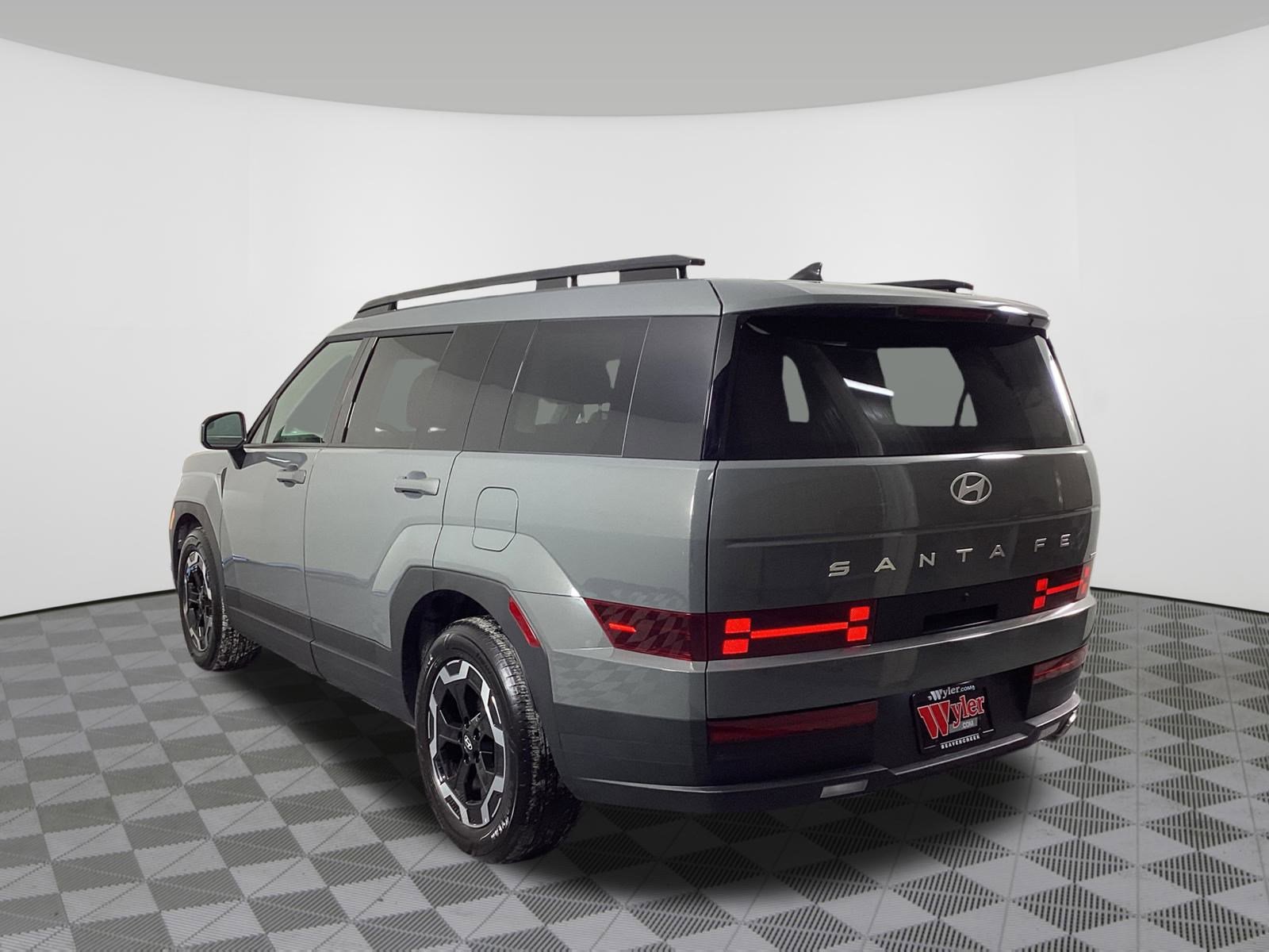Used 2024 Hyundai Santa Fe SEL image 8