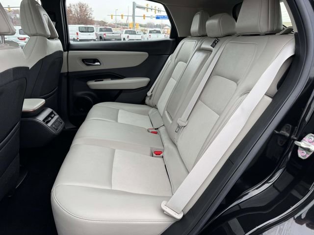 Used 2023 Nissan Ariya AWD image 16