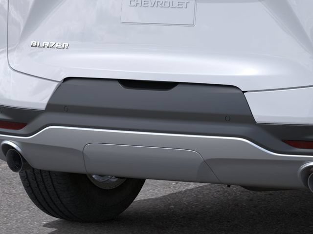 New 2026 Chevrolet Blazer LT w/ Convenience Package FWD image 14