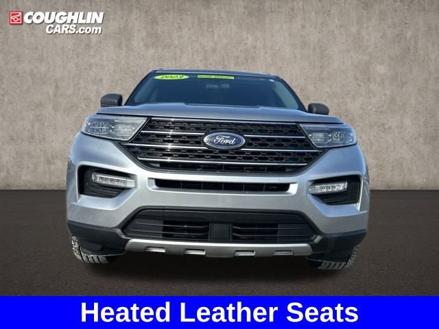 Used 2023 Ford Explorer XLT w/ Equipment Group 202A image 3