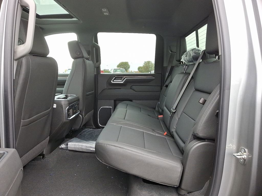 New 2026 Chevrolet Silverado 3500 LTZ w/ LTZ Convenience Package image 5