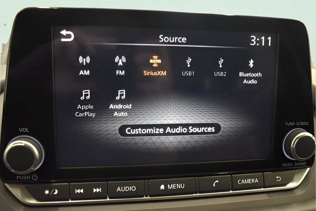 Used 2025 Nissan Rogue SV image 8