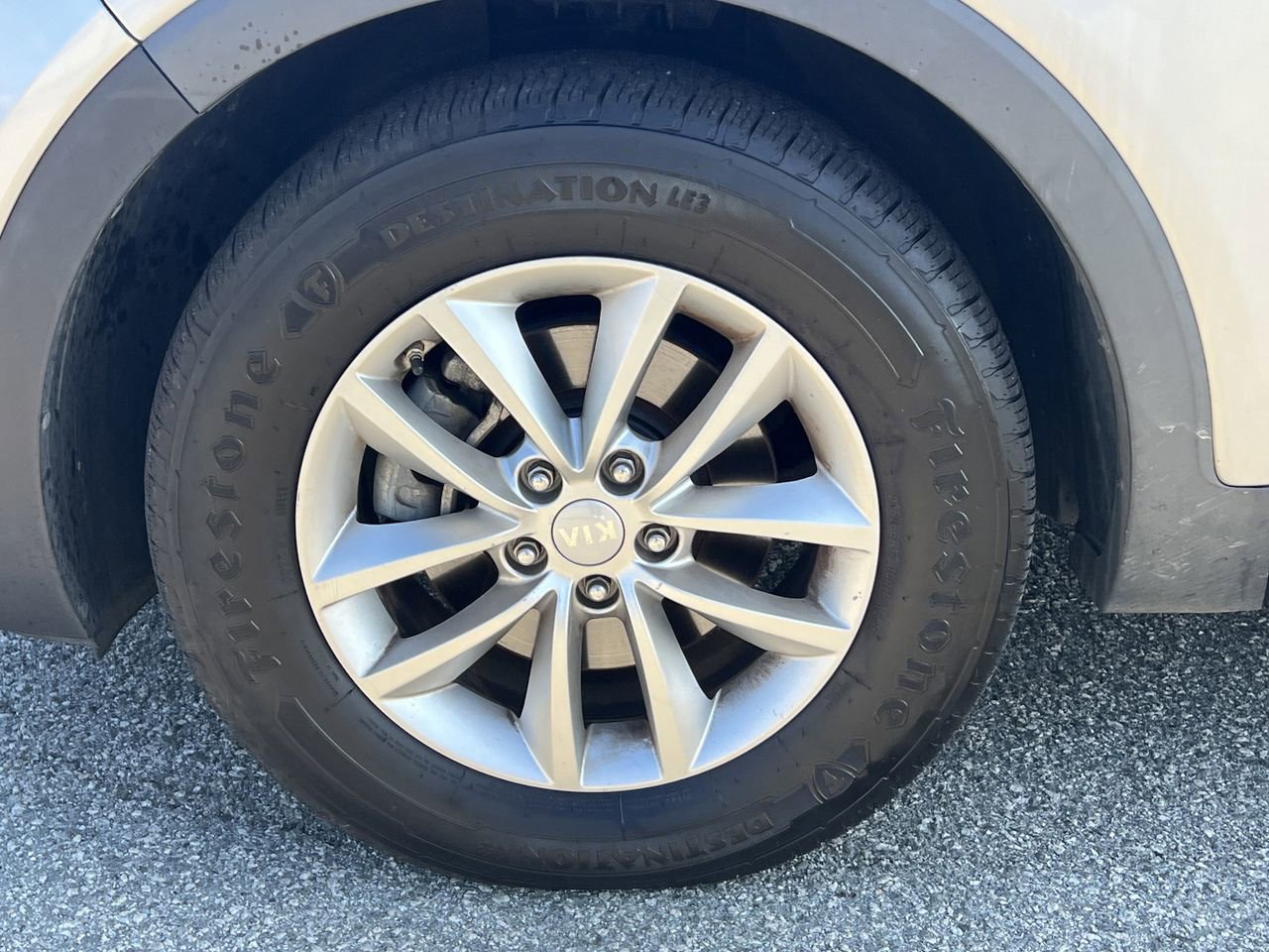 Used 2016 Kia Sorento LX w/ LX Convenience Package image 34