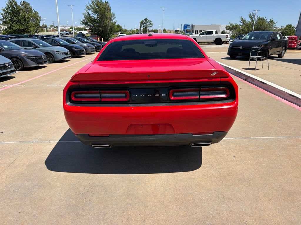 Used 2022 Dodge Challenger GT AWD/4WD image 4