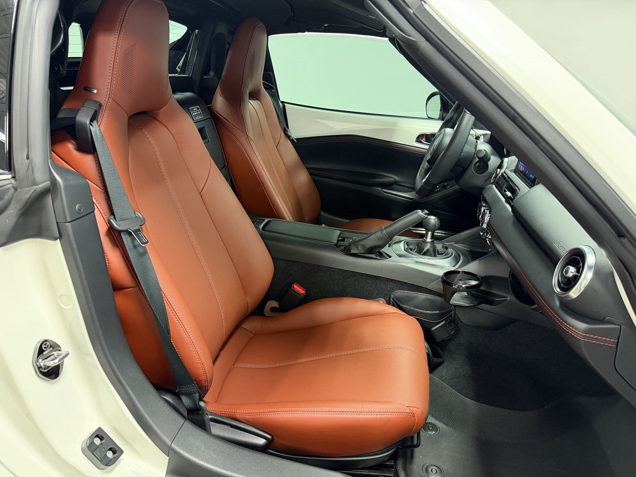 Used 2023 MAZDA MX-5 Miata Grand Touring RWD image 26
