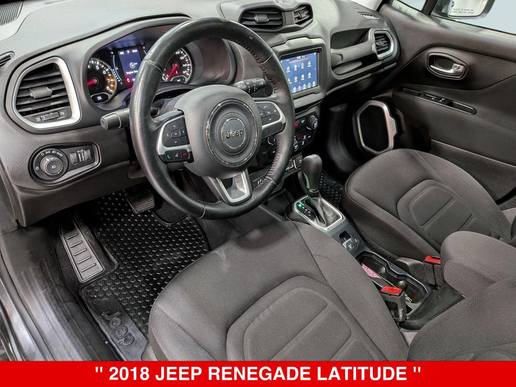 Used 2018 Jeep Renegade Latitude w/ Cold Weather Group AWD/4WD image 11
