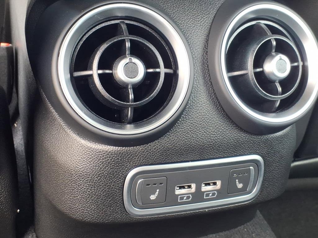 New 2025 Alfa Romeo Giulia AWD image 12