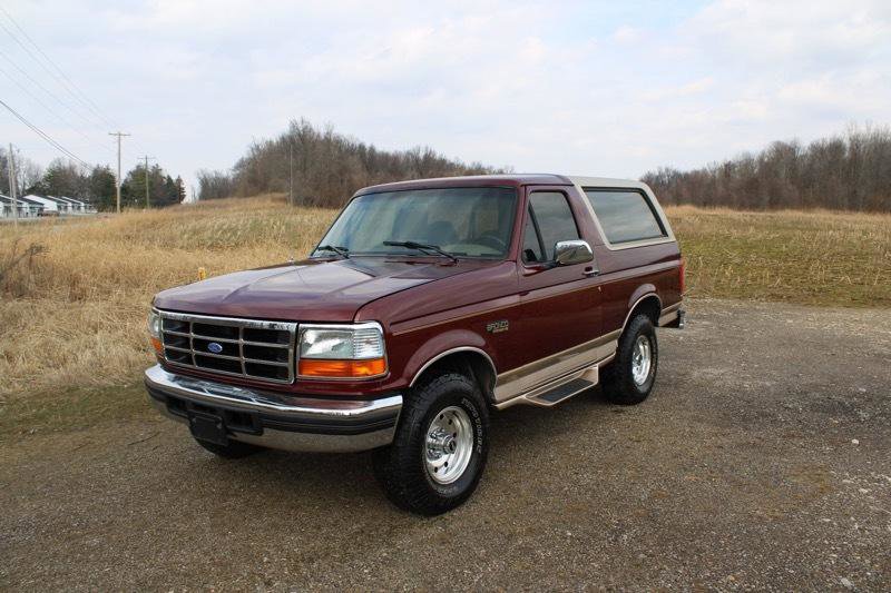 Used 1996 Ford Bronco Eddie Bauer image 2