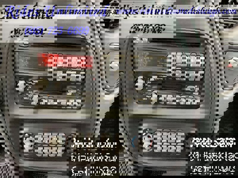 Used 2003 Pontiac Bonneville SE image 10