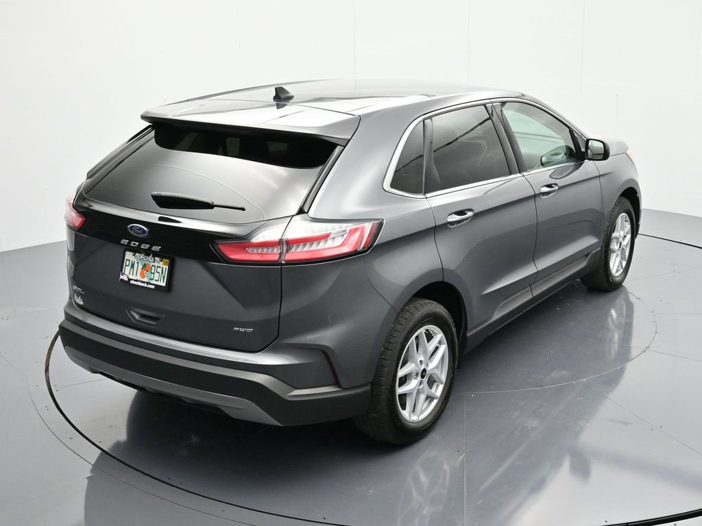 Used 2024 Ford Edge SEL image 44