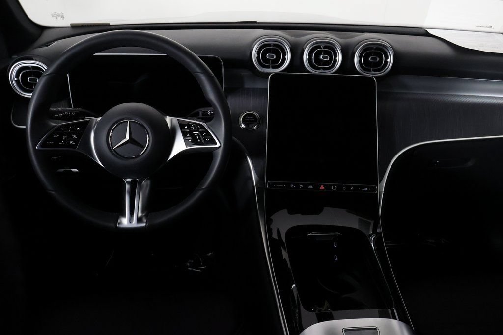 Certified 2025 Mercedes-Benz GLC 350e 4MATIC image 8