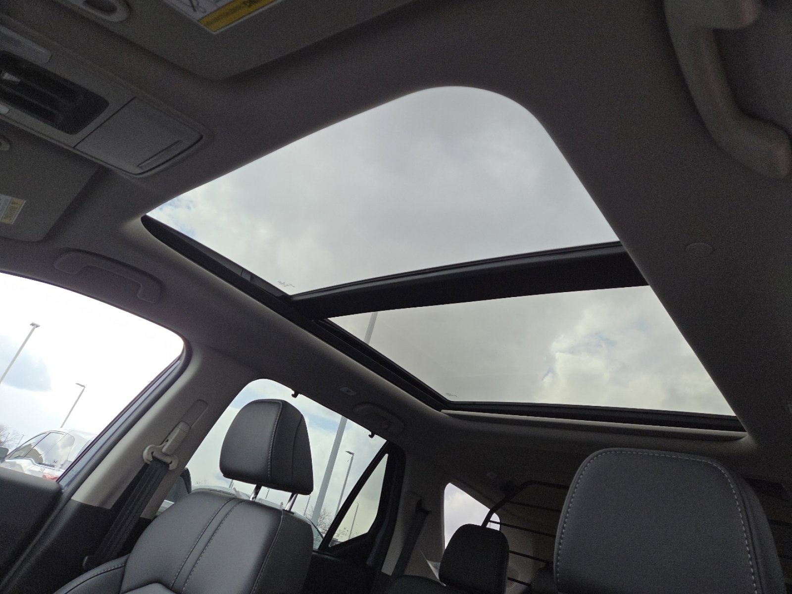 New 2026 Honda Pilot Touring image 3